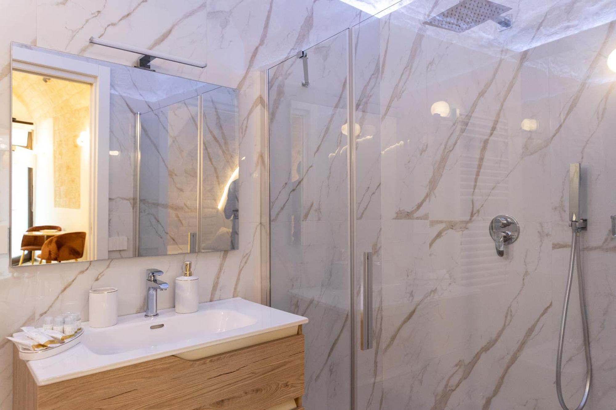 Carola Luxury Room Bari Eksteriør billede
