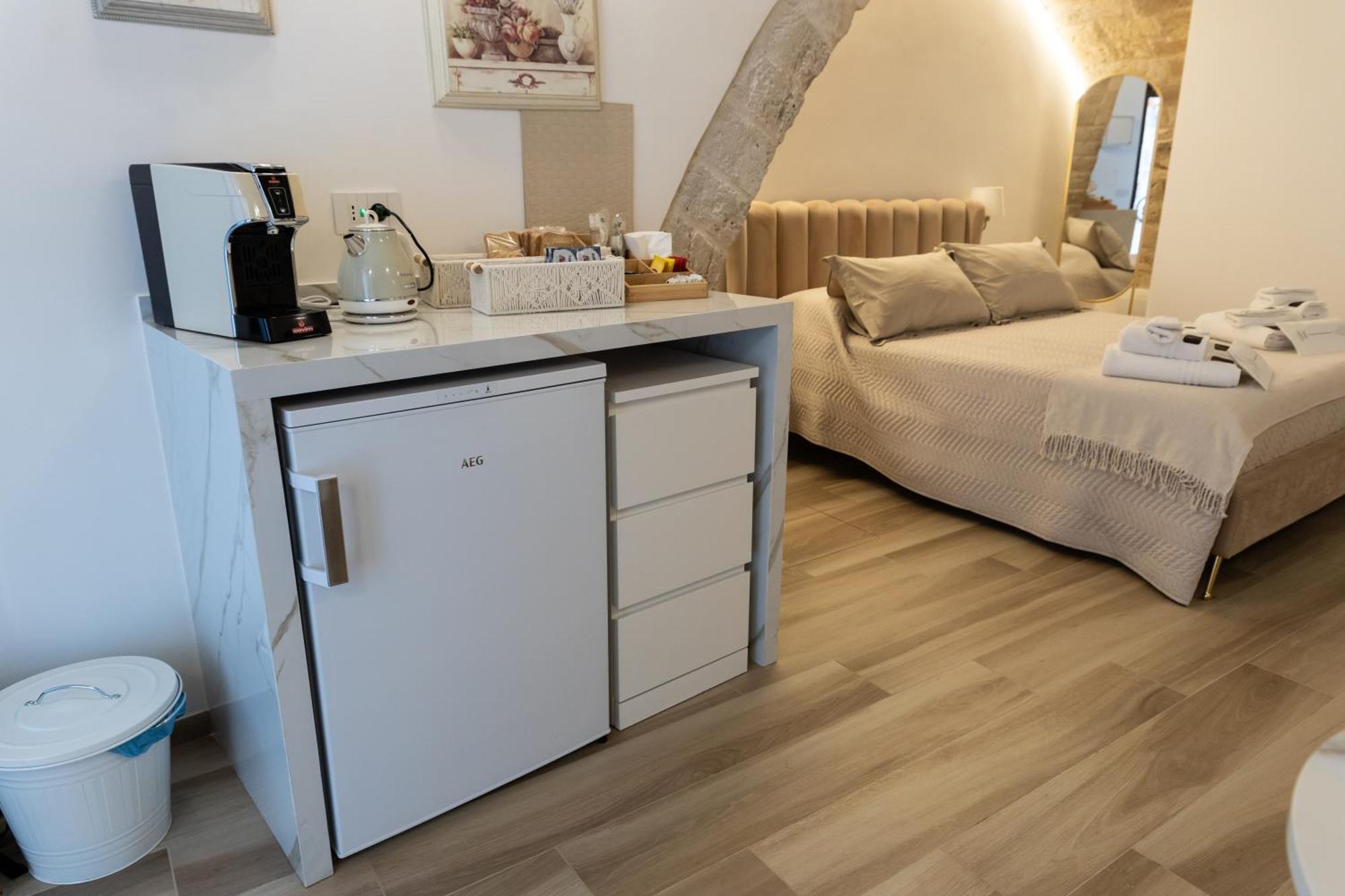 Carola Luxury Room Bari Eksteriør billede