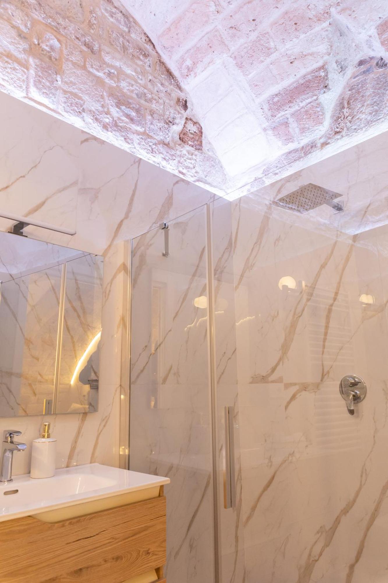 Carola Luxury Room Bari Eksteriør billede