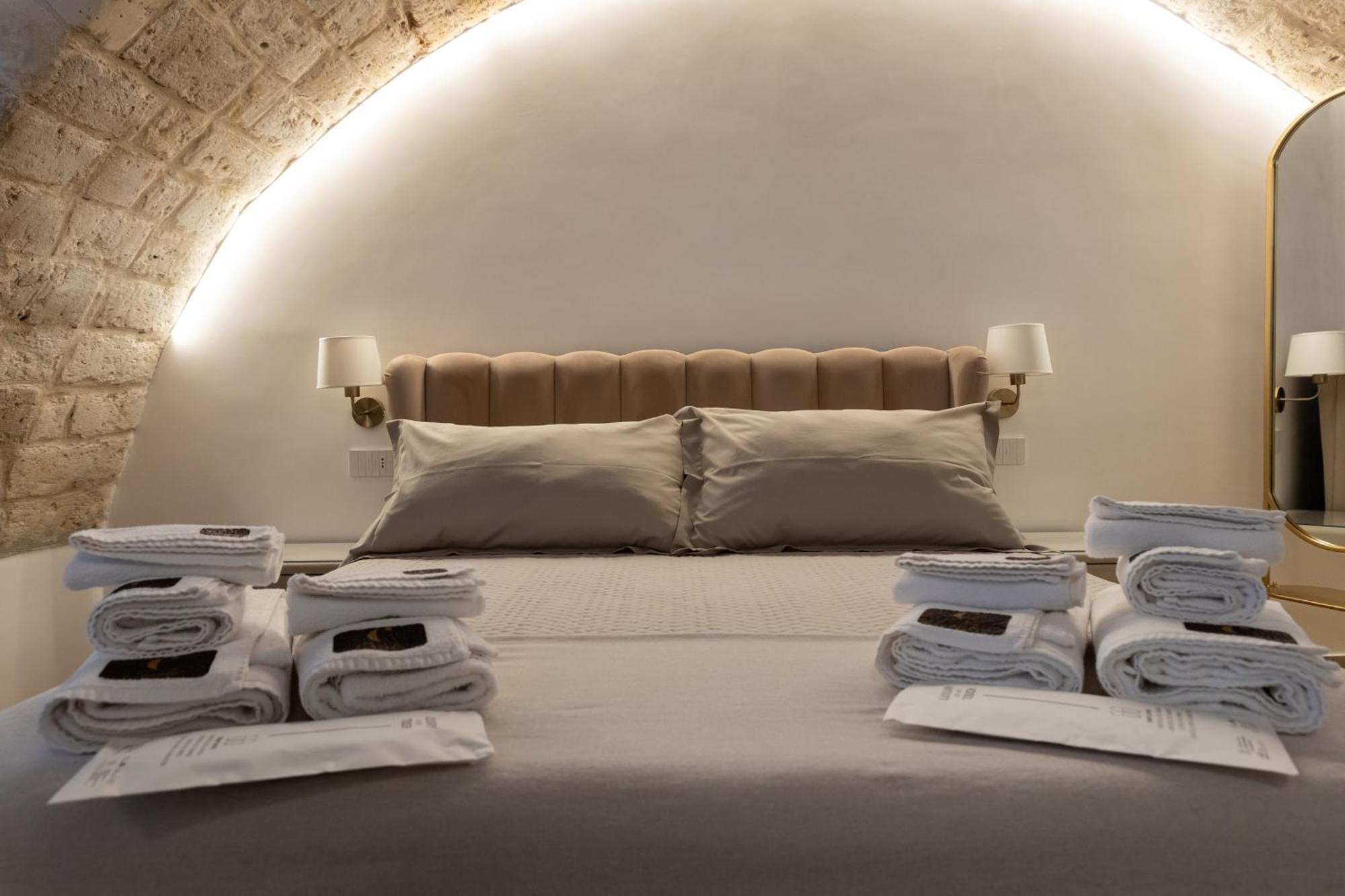 Carola Luxury Room Bari Eksteriør billede