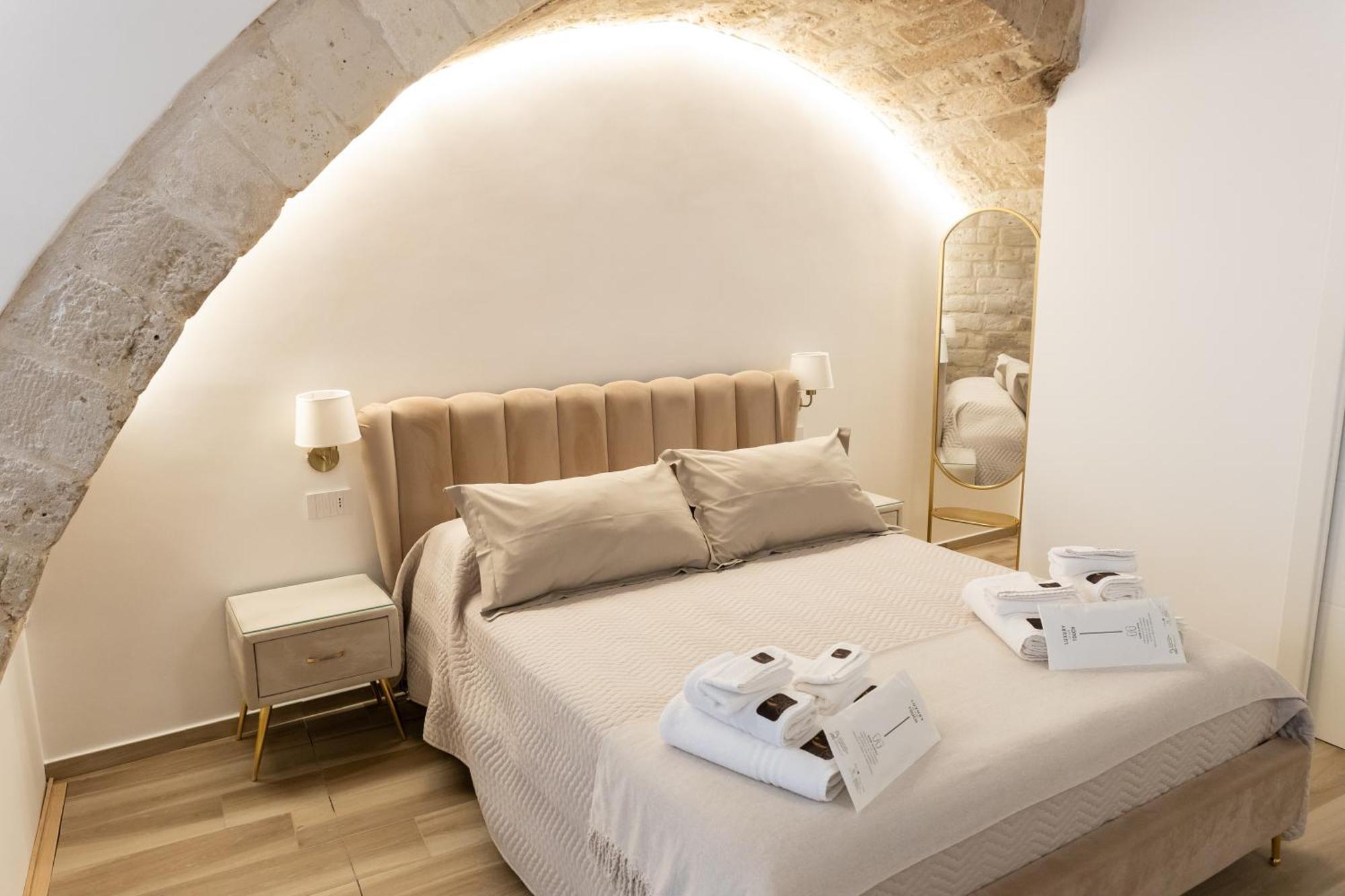 Carola Luxury Room Bari Eksteriør billede