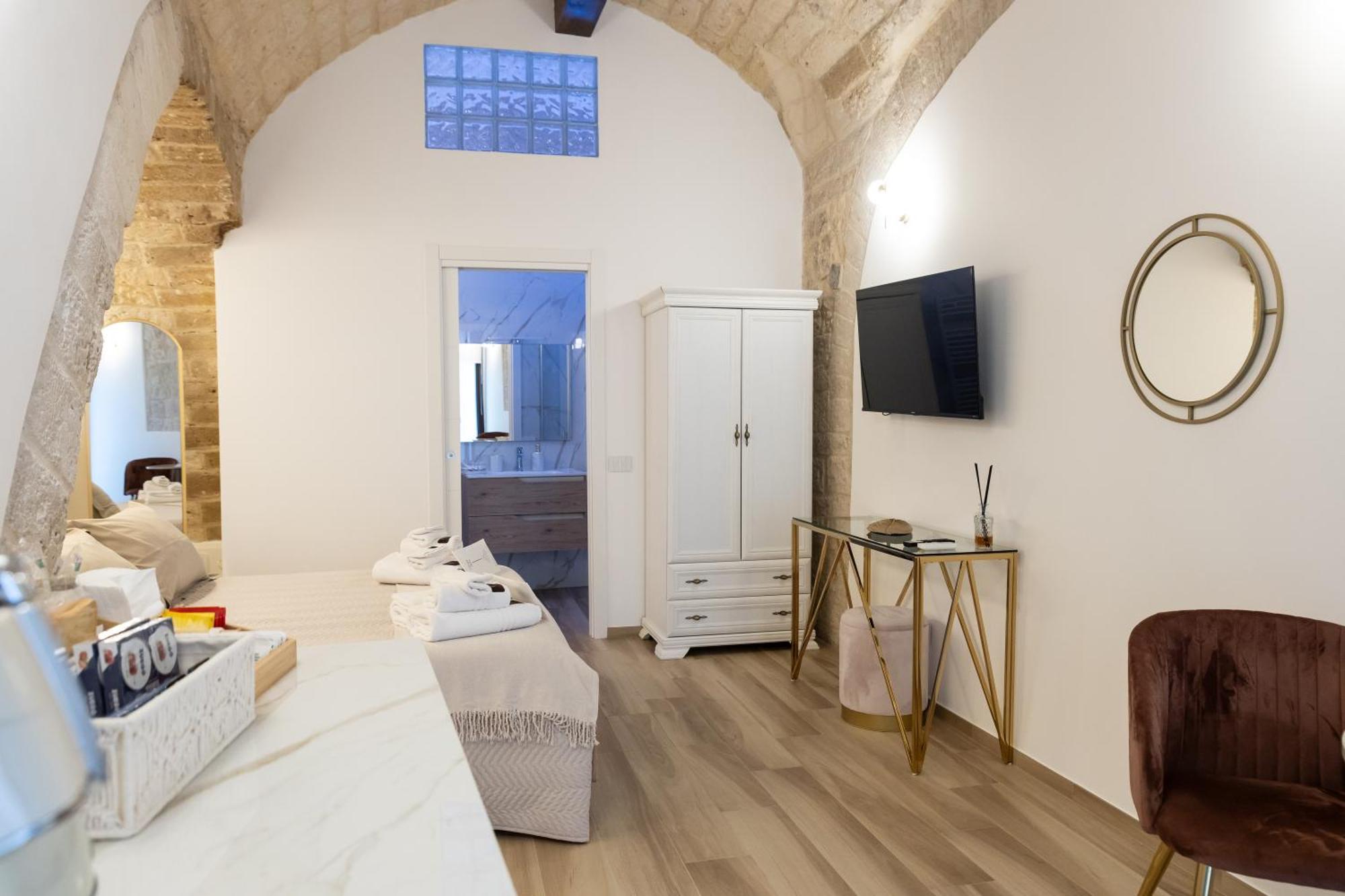 Carola Luxury Room Bari Eksteriør billede
